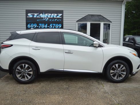 Used 2016 Nissan Murano SV AWD/4WD image 6