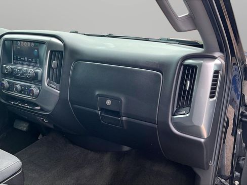 Used 2017 Chevrolet Silverado 1500 LT w/ LT Eassist Package AWD/4WD image 21