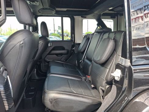 Used 2023 Jeep Wrangler Unlimited Sahara w/ Cold Weather Group image 12