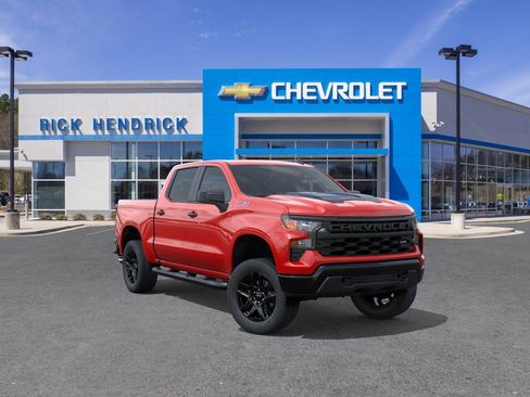 New 2026 Chevrolet Silverado 1500 Custom Trail Boss w/ Turbomax Blackout Package AWD/4WD image 2