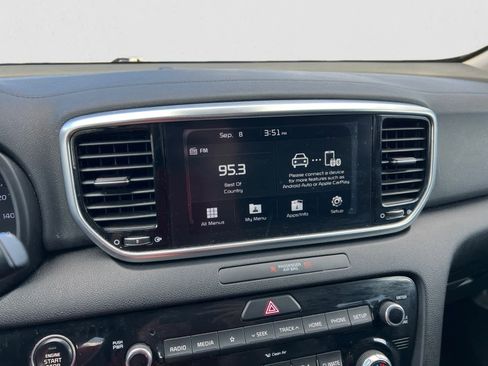 Used 2020 Kia Sportage EX image 21
