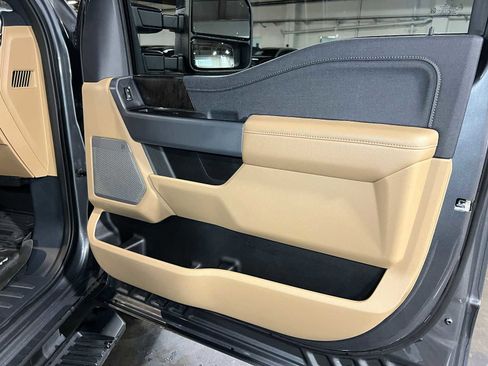 Used 2024 Ford F350 Lariat w/ Sport Appearance Package image 10