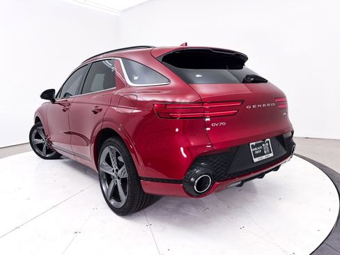 Used 2022 Genesis GV70 3.5T Sport w/ Sport Prestige Package AWD/4WD image 2