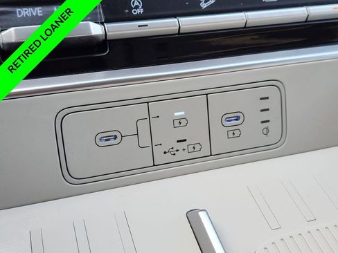 New 2025 Hyundai Santa Fe SEL image 17