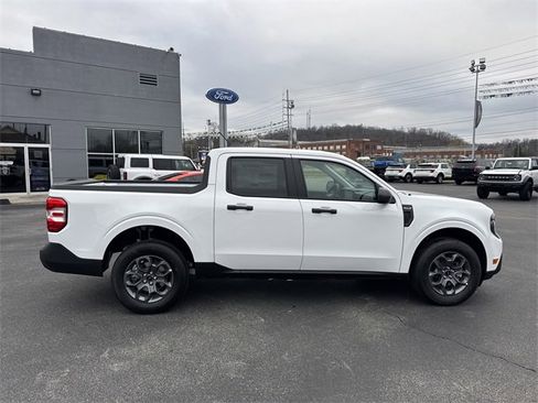 New 2025 Ford Maverick XLT image 3