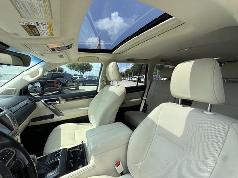 Used 2020 Lexus GX 460 Premium AWD/4WD image 27