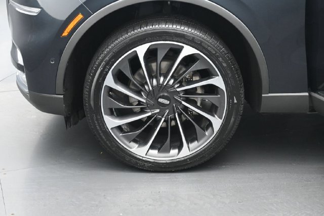 Used 2021 Lincoln Aviator Reserve w/ Equipment Group 202A AWD/4WD image 36