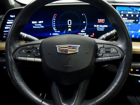 Used 2024 Cadillac XT4 Premium Luxury image 29