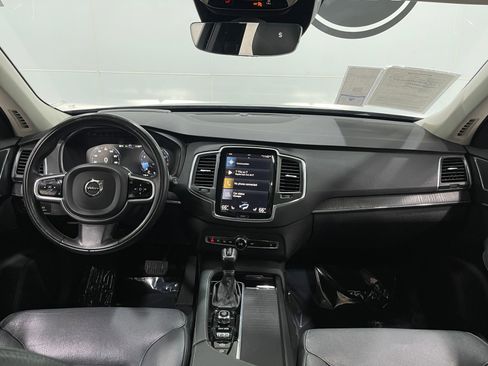 Used 2020 Volvo XC90 T6 Momentum image 20