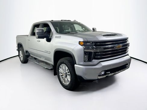 Used 2022 Chevrolet Silverado 2500 High Country w/ Z71 Off-Road Package image 3