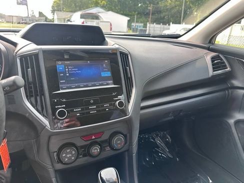 Used 2019 Subaru Crosstrek 2.0i Premium AWD/4WD image 15