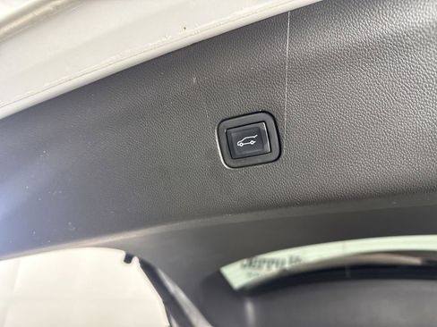 Used 2023 Buick Enclave Premium w/ Experience Buick Package image 24