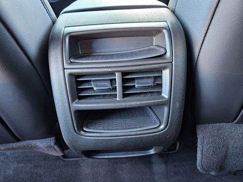 Used 2025 Cadillac XT5 Premium Luxury FWD image 8