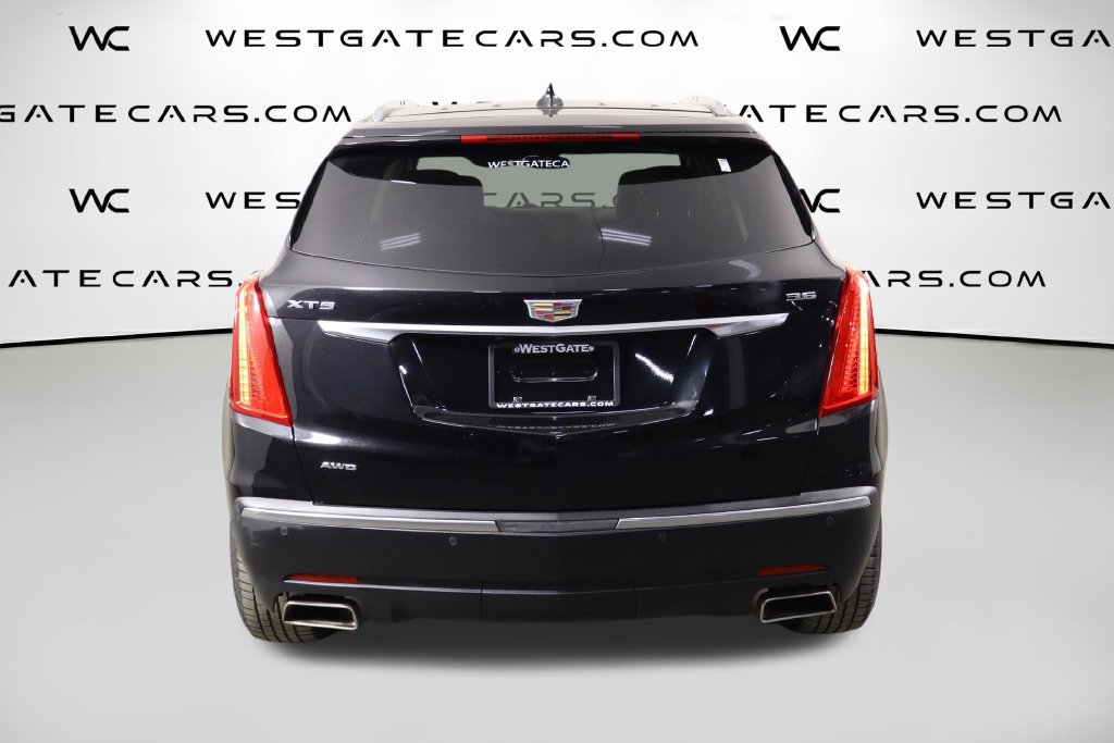 Used 2018 Cadillac XT5 Luxury w/ Driver Awareness Package AWD/4WD image 4
