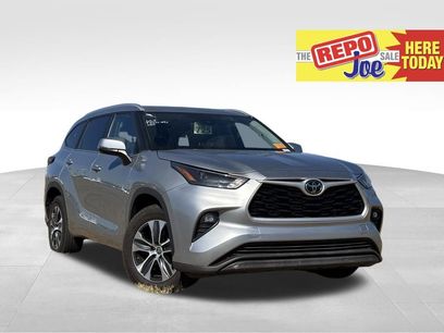 Used 2023 Toyota Highlander XLE