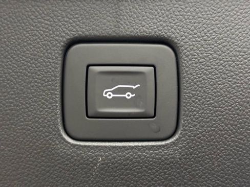 New 2026 Buick Envista Sport Touring FWD image 11