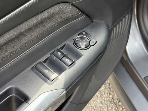 Used 2025 Ford Mustang Convertible RWD image 20