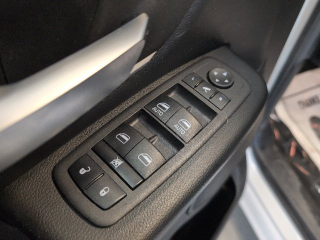 Used 2023 RAM 1500 Big Horn AWD/4WD image 14