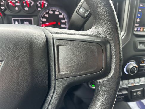 Used 2024 Chevrolet Silverado 2500 Custom w/ Custom Value Package image 29