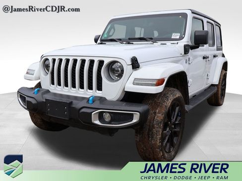 Used 2023 Jeep Wrangler Unlimited Sahara w/ Cold Weather Group AWD/4WD image 1