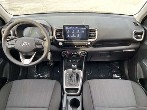 New 2026 Hyundai Venue SE image 19
