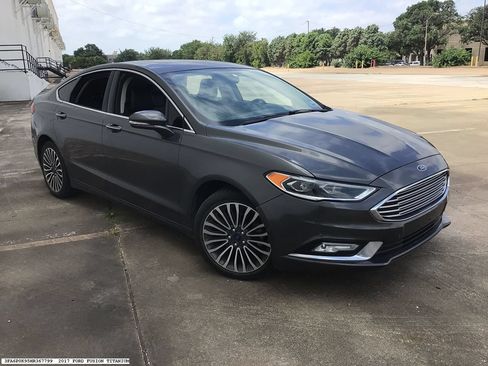 Used 2017 Ford Fusion Titanium FWD image 6