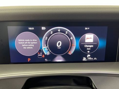 New 2026 Volkswagen Tiguan SE R-Line AWD/4WD image 3