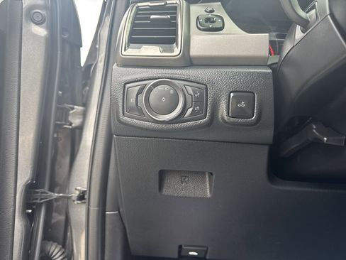 Used 2020 Ford Ranger XLT w/ Equipment Group 301A Mid image 18