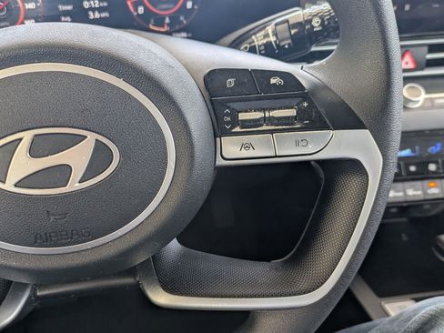 Certified 2024 Hyundai Elantra SEL FWD image 41