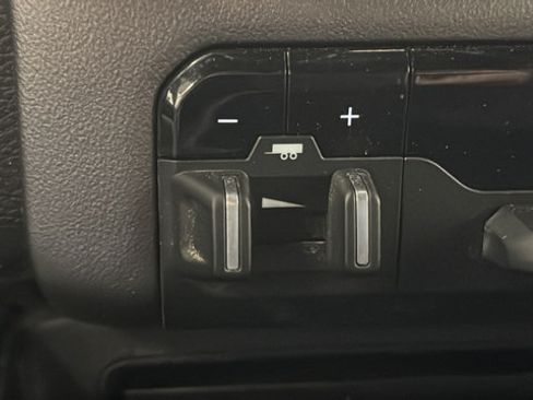 Used 2020 RAM 1500 Big Horn AWD/4WD image 32