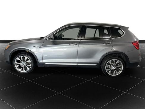 Used 2017 BMW X3 xDrive28i AWD/4WD image 2
