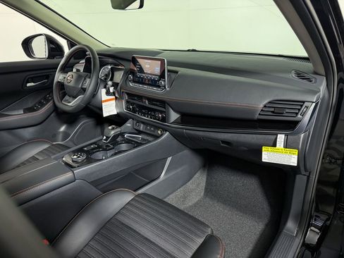 Certified 2026 Nissan Rogue SV w/ Rock Creek Premium Package AWD/4WD image 12