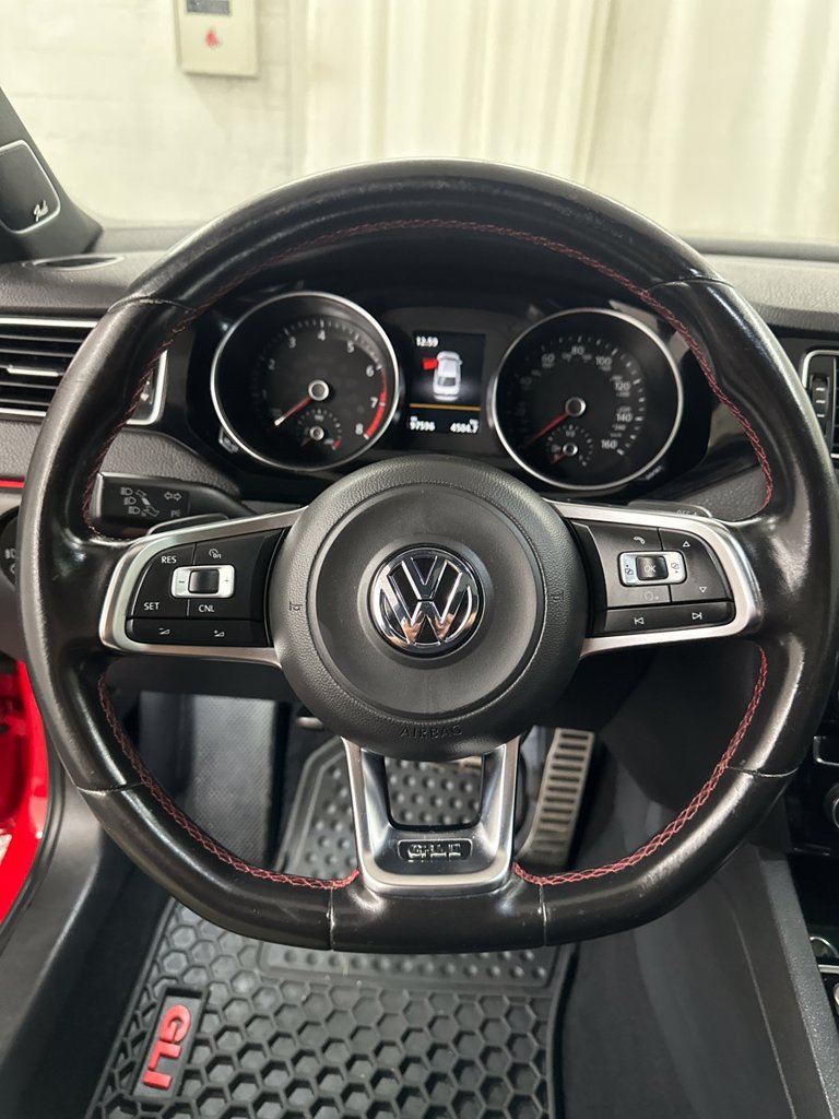 Used 2016 Volkswagen Jetta GLI SEL FWD image 15