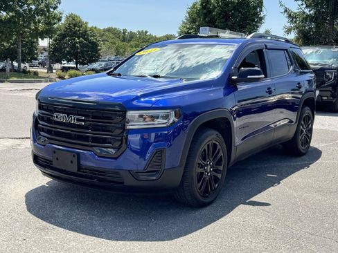 Used 2023 GMC Acadia SLE w/ Driver Convenience Package FWD image 1