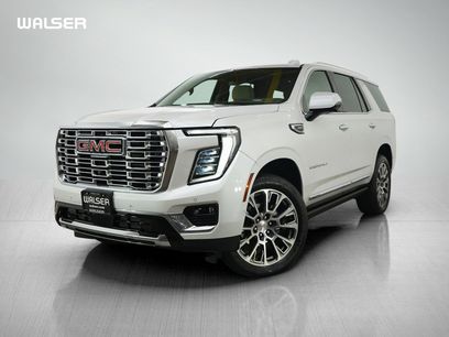 Used 2025 GMC Yukon Denali w/ Sun & Power Step Package