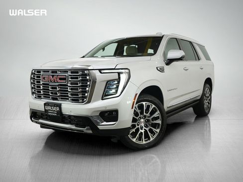 Used 2025 GMC Yukon Denali w/ Sun & Power Step Package AWD/4WD image 1