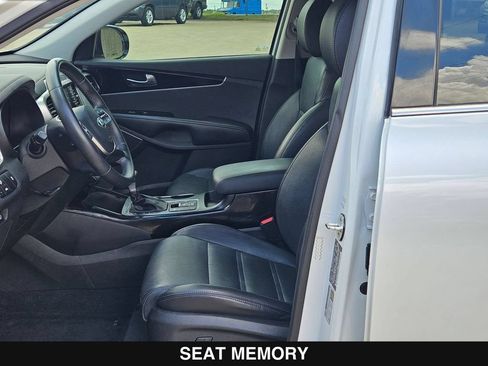 Used 2020 Kia Sorento SX FWD image 11