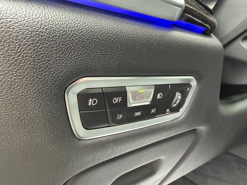 Used 2019 BMW X5 xDrive40i w/ Premium Package image 27