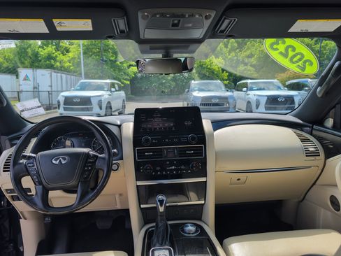 Certified 2023 INFINITI QX80 Sensory w/ Cargo Package AWD/4WD image 11