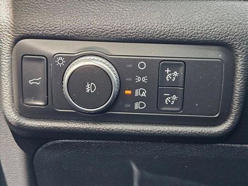 Used 2020 Ford Explorer Limited RWD image 13