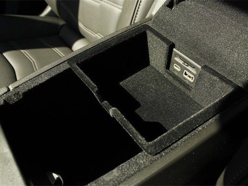 New 2025 Cadillac XT6 Sport w/ Platinum Package image 44