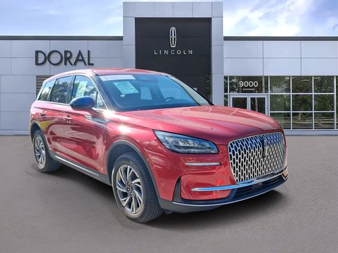 Certified 2025 Lincoln Corsair FWD image 1