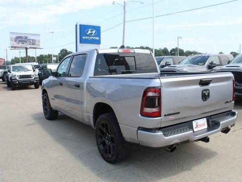 Used 2024 RAM 1500 Laramie AWD/4WD image 4