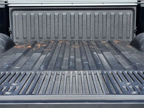 Used 2024 Nissan Titan PRO-4X w/ Pro-4x Convenience Package image 37