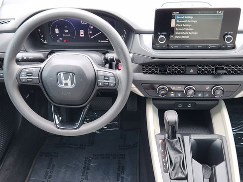 Certified 2024 Honda Accord LX image 27