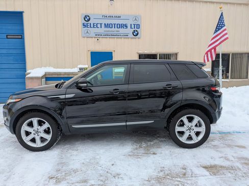 Used 2013 Land Rover Range Rover Evoque Pure Premium image 3