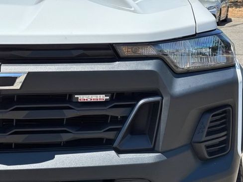 Used 2025 Chevrolet Colorado Trail Boss AWD/4WD image 51