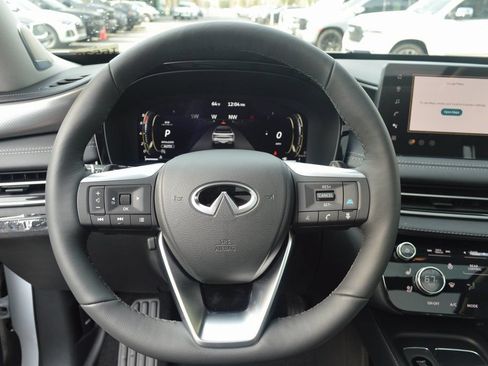 Certified 2026 INFINITI QX60 Luxe w/ Cargo Package AWD/4WD image 15