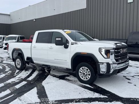 Used 2024 GMC Sierra 2500 SLE w/ SLE Convenience Package image 8