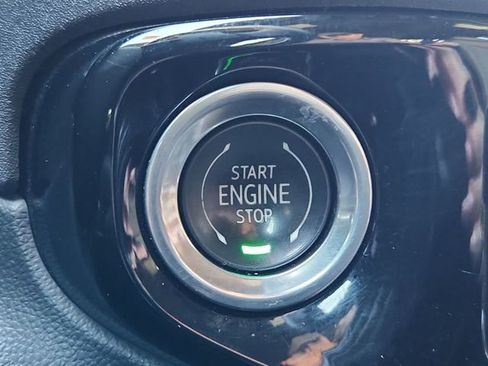 Used 2022 Chevrolet Silverado 1500 High Country w/ High Country Premium Package RWD image 16